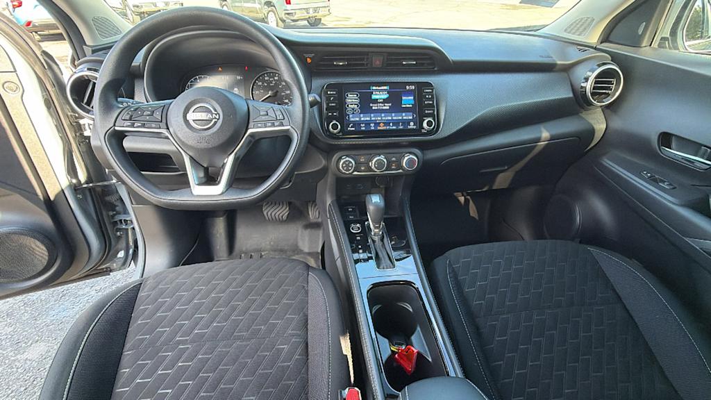 Thumbnail: 2024 Nissan Kicks - 14