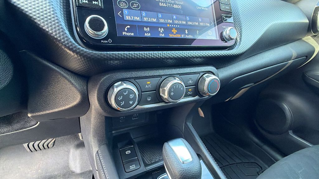 Thumbnail: 2024 Nissan Kicks - 15