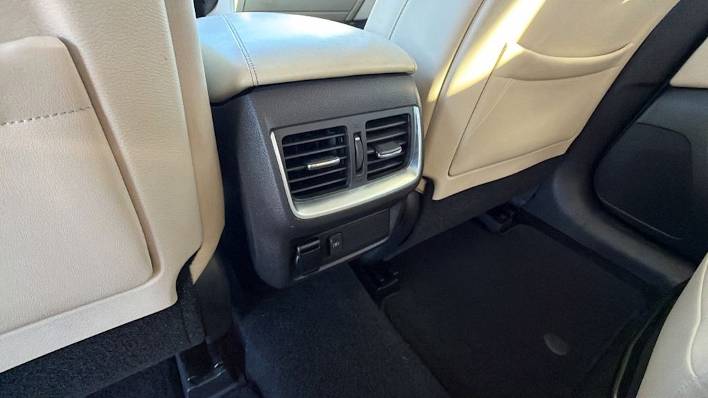 Thumbnail: 2019 INFINITI QX50 - 30