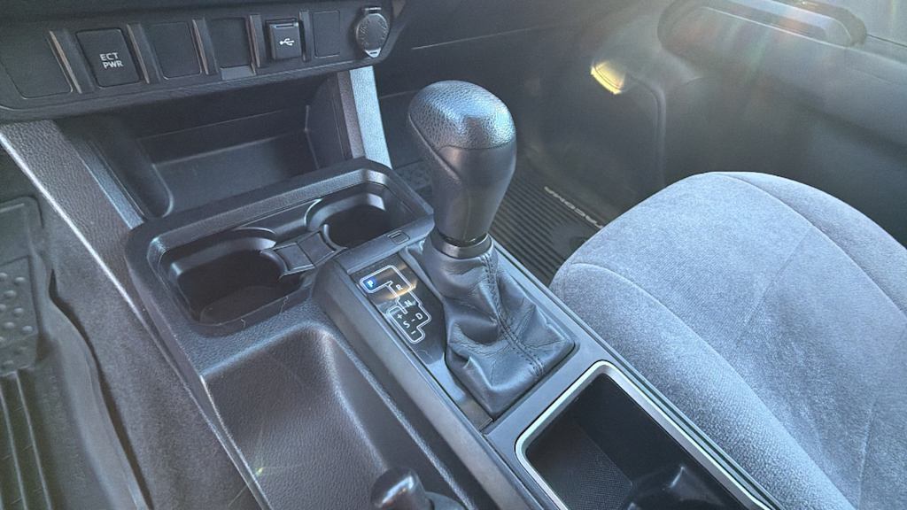 Thumbnail: 2021 Toyota Tacoma - 15