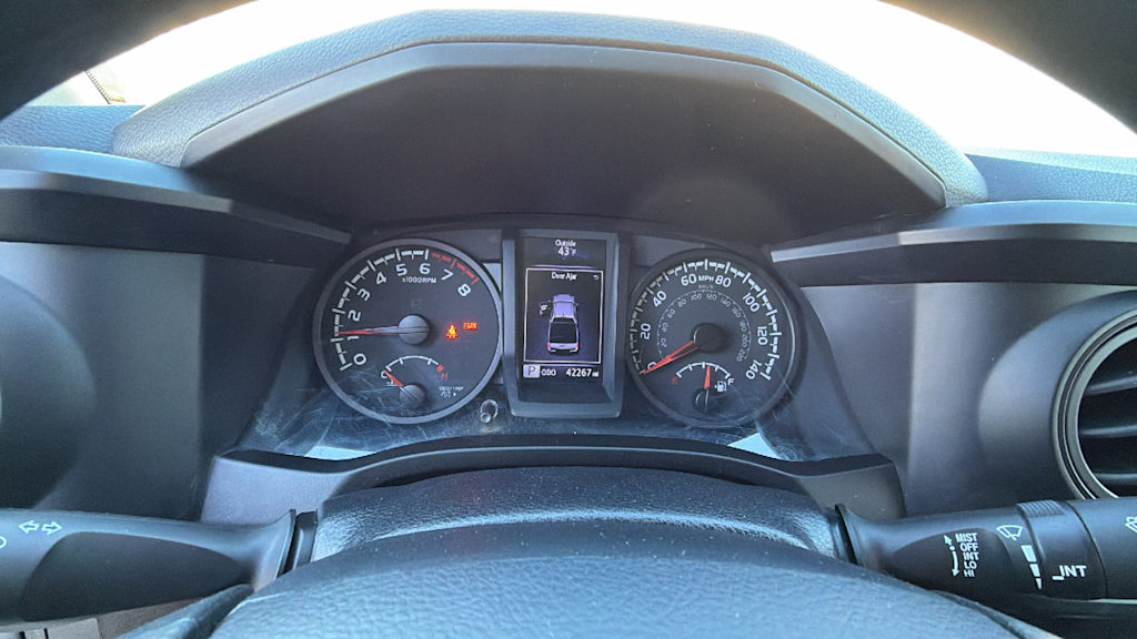 Thumbnail: 2021 Toyota Tacoma - 16