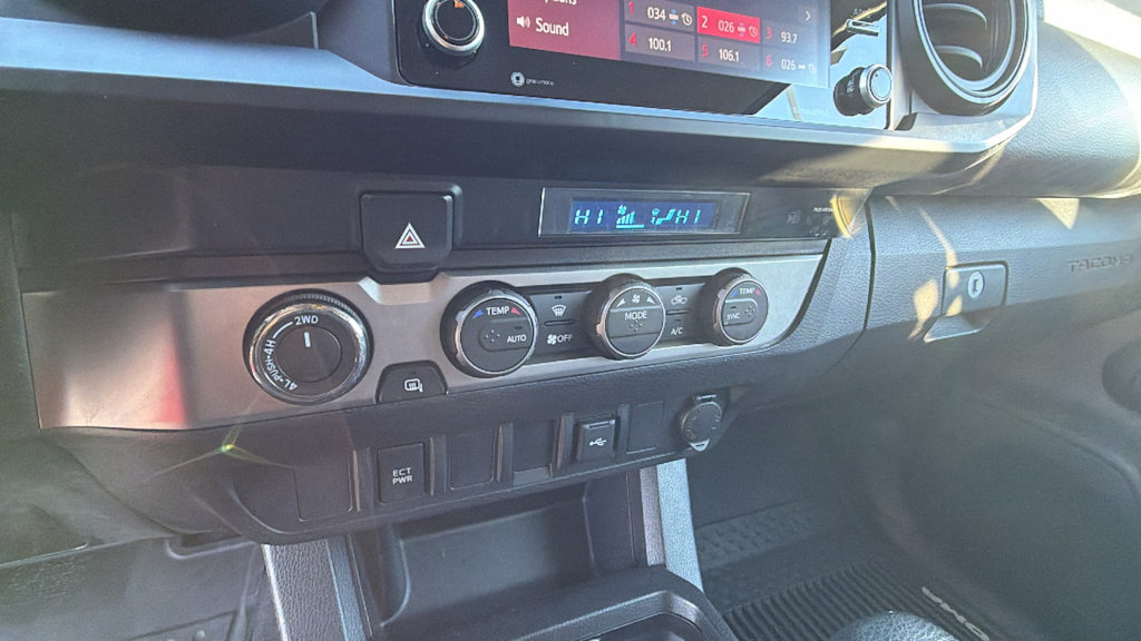 Thumbnail: 2021 Toyota Tacoma - 23