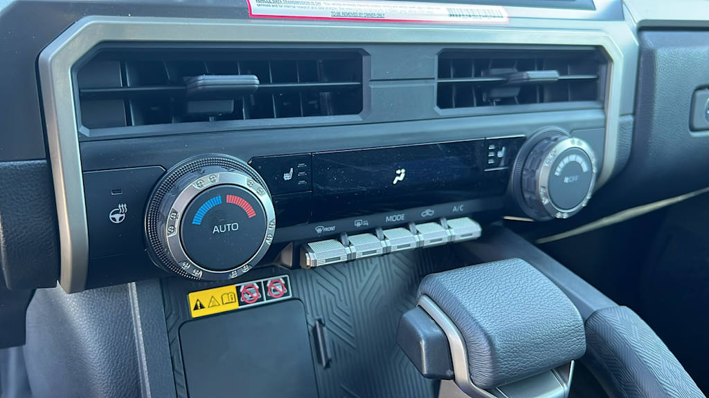 2024 Toyota Tacoma SR5 23