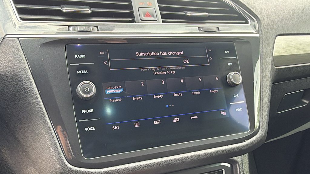 Thumbnail: 2019 Volkswagen Tiguan - 13
