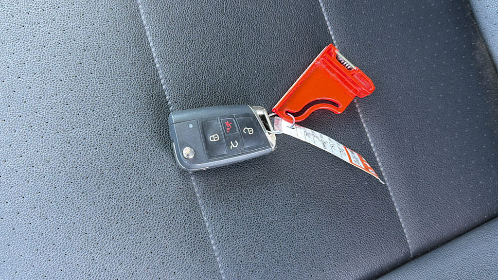 Thumbnail: 2021 Volkswagen Tiguan - 16