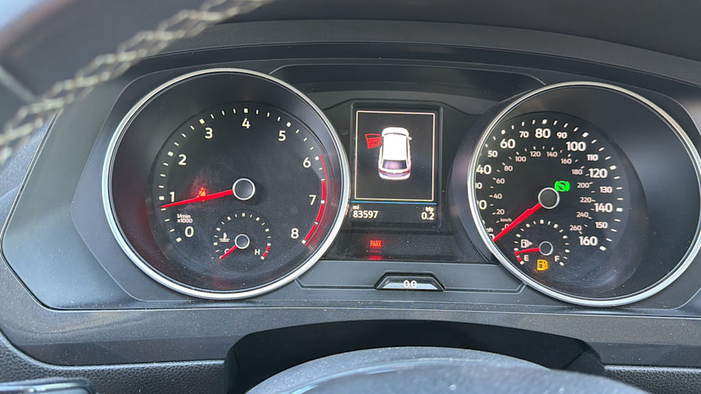 Thumbnail: 2021 Volkswagen Tiguan - 15