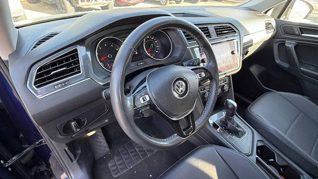 Thumbnail: 2021 Volkswagen Tiguan - 2