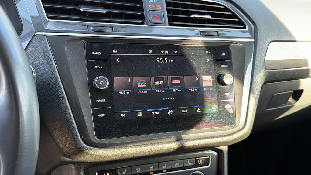 Thumbnail: 2021 Volkswagen Tiguan - 13