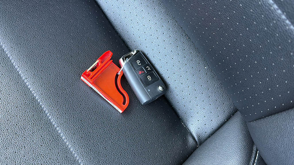 Thumbnail: 2021 Volkswagen Tiguan - 17