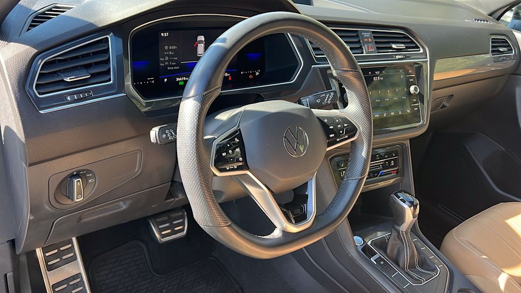 Thumbnail: 2022 Volkswagen Tiguan - 2