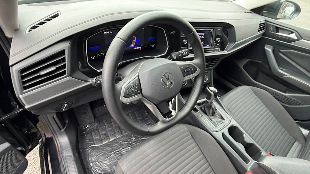 Thumbnail: 2024 Volkswagen Jetta - 2