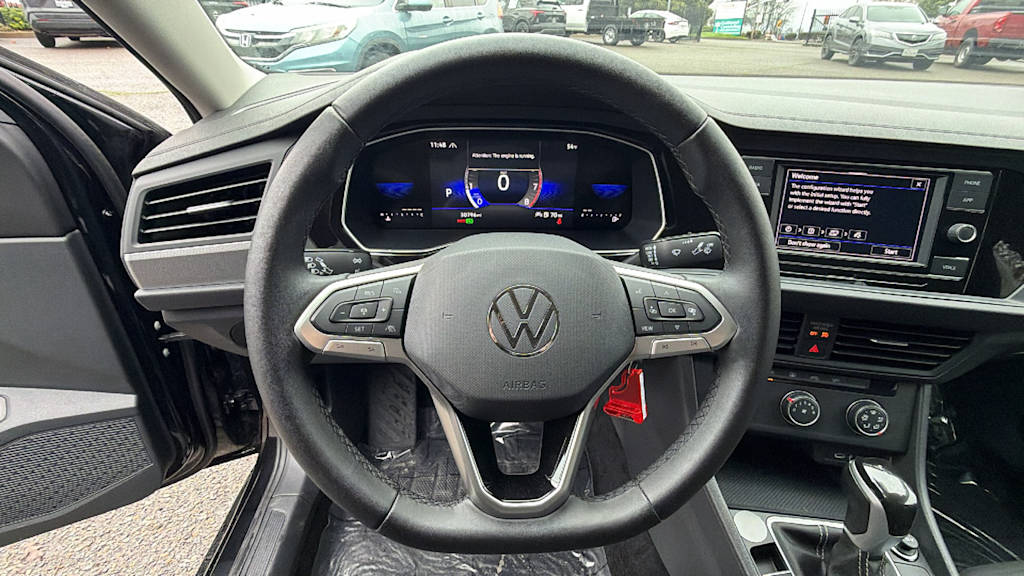 Thumbnail: 2024 Volkswagen Jetta - 9