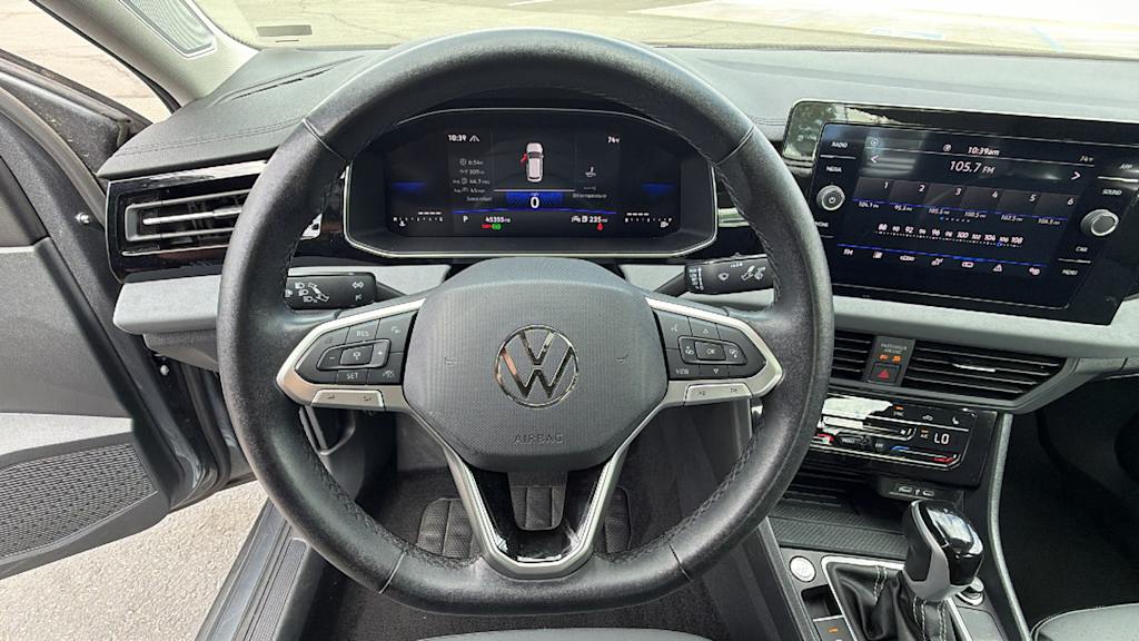 Thumbnail: 2025 Volkswagen Jetta - 9