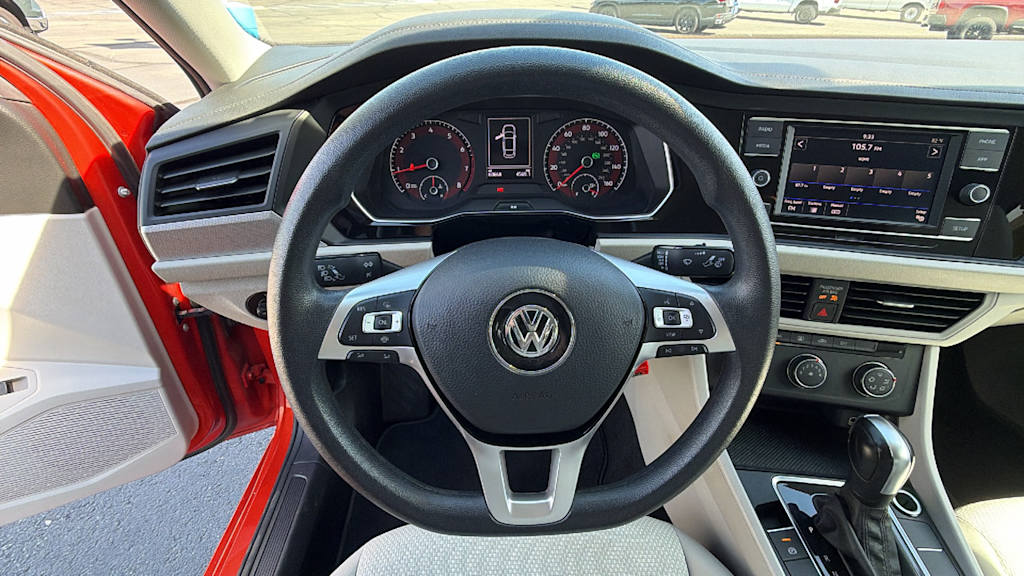 Thumbnail: 2019 Volkswagen Jetta - 9