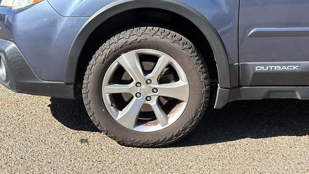 Thumbnail: 2014 Subaru Outback - 8