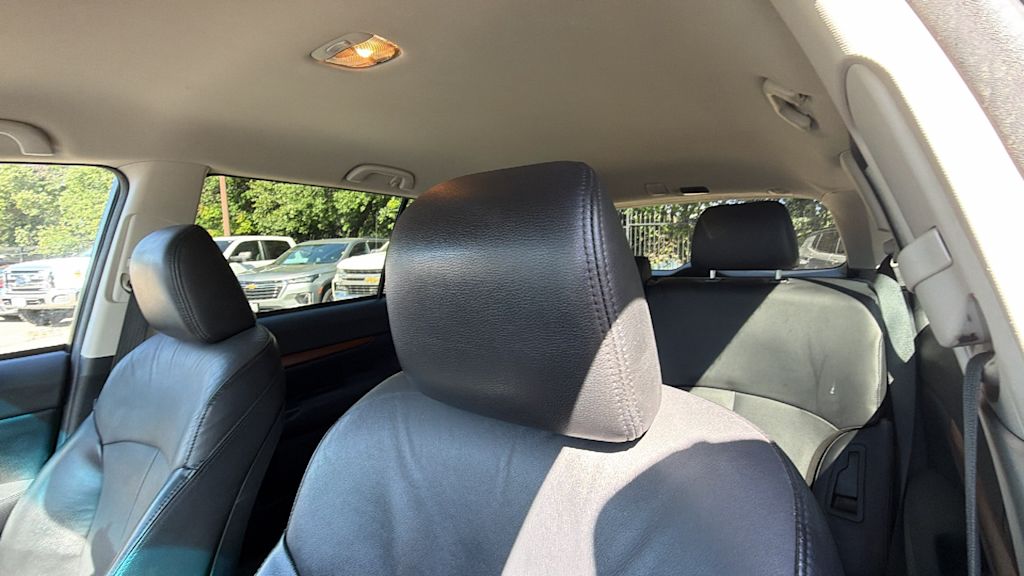 Thumbnail: 2014 Subaru Outback - 10