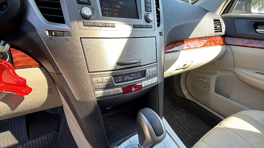 Thumbnail: 2012 Subaru Outback - 20