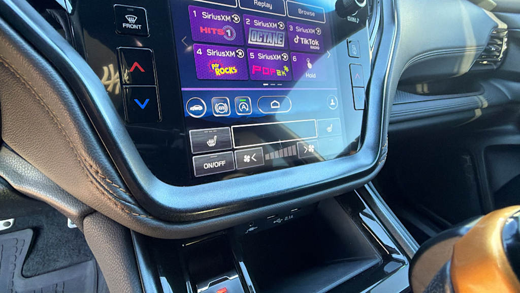 Thumbnail: 2022 Subaru Outback - 14