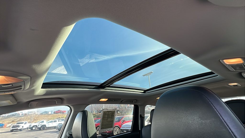 2022 Subaru Ascent Onyx Edition 25