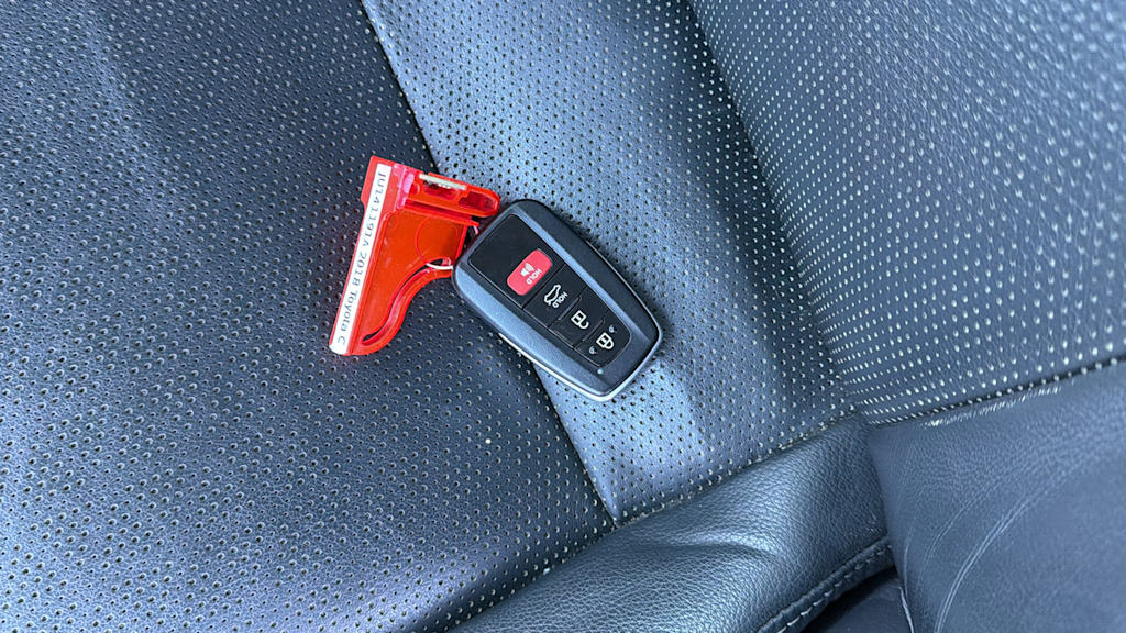 Thumbnail: 2018 Toyota Camry - 17