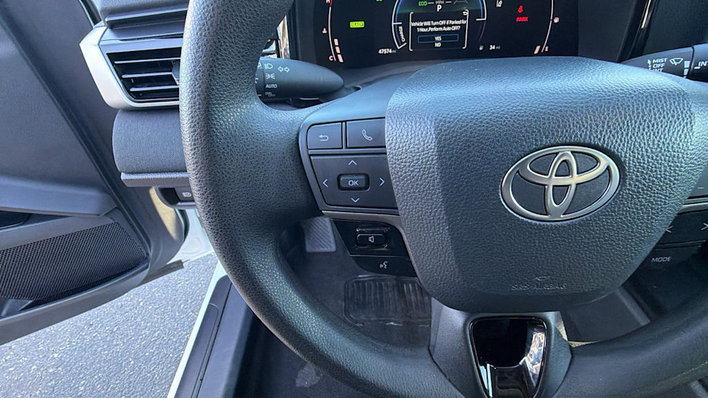 Thumbnail: 2025 Toyota Camry - 25