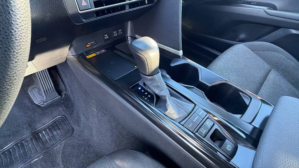 Thumbnail: 2025 Toyota Camry - 13