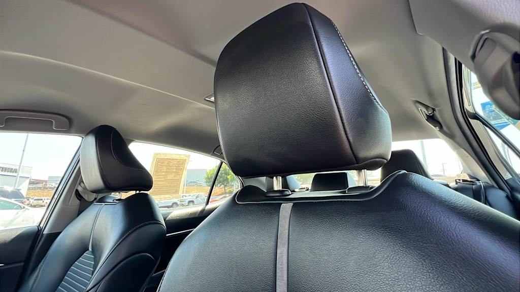 2023 Toyota Camry SE 21