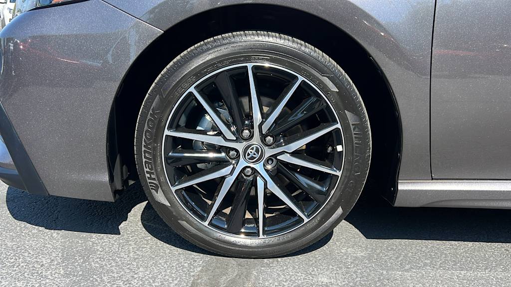 2023 Toyota Camry SE 8