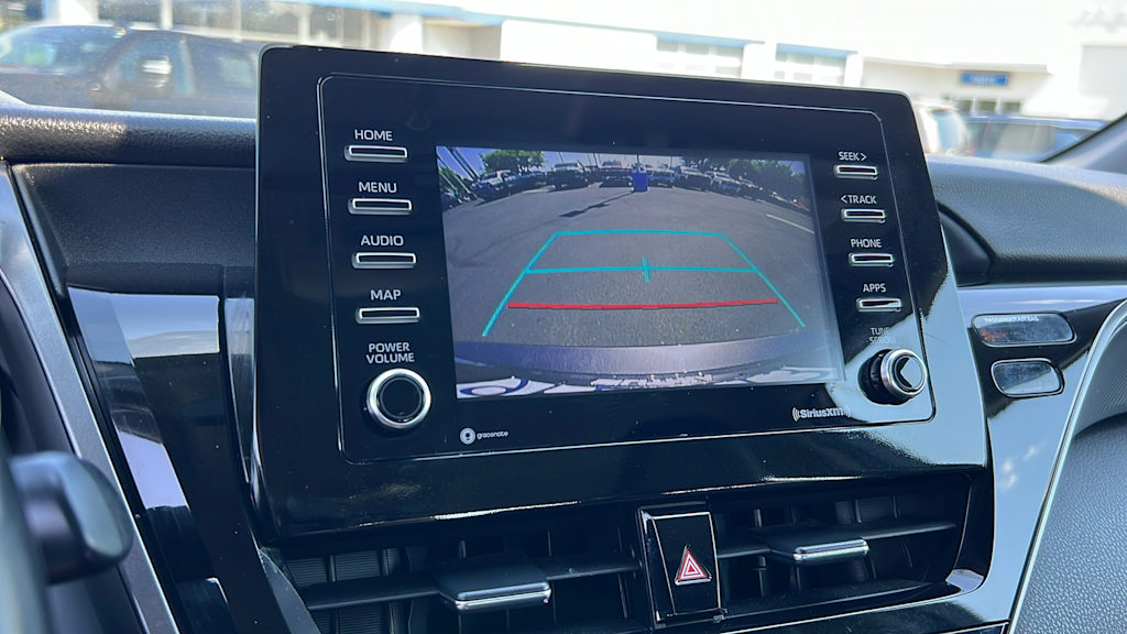 2023 Toyota Camry SE 23