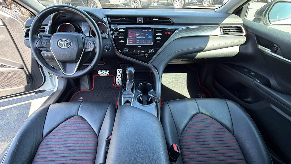 Thumbnail: 2020 Toyota Camry - 12