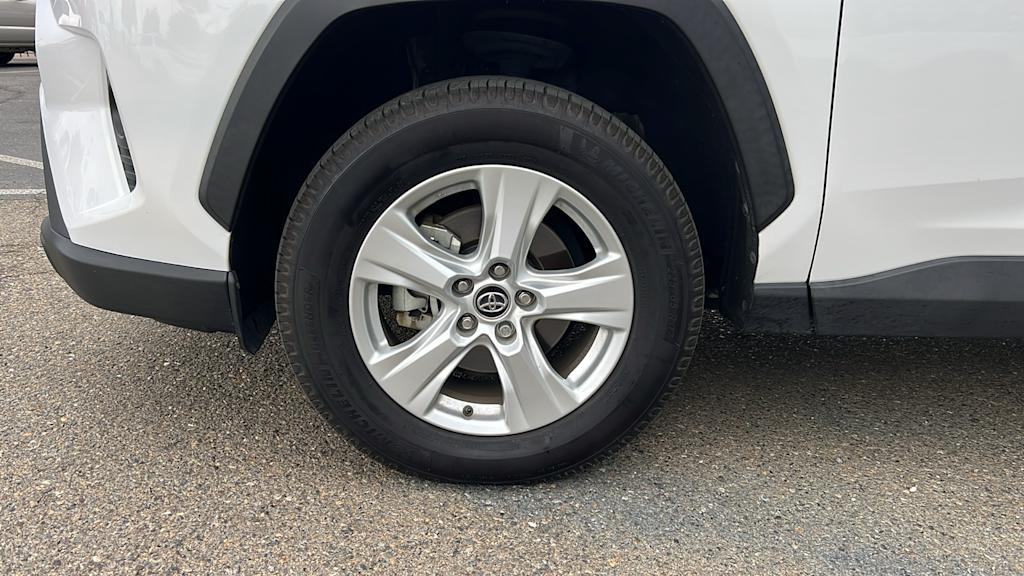 Thumbnail: 2020 Toyota RAV4 - 8