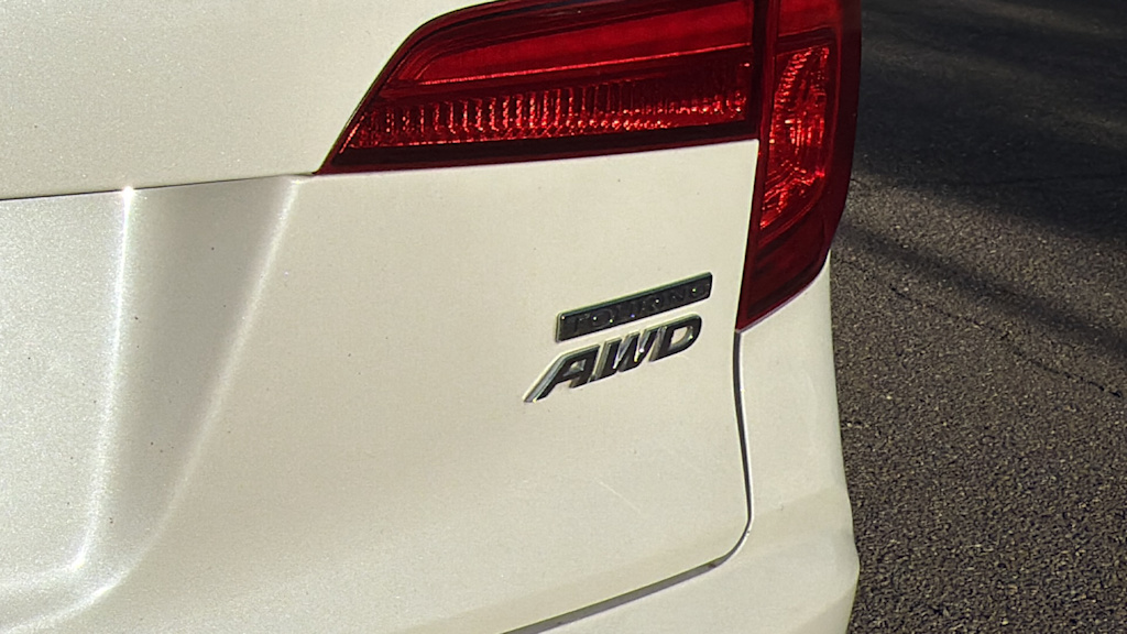 Thumbnail: 2018 Honda Pilot - 21