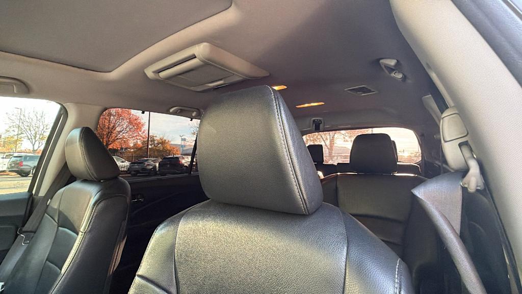 Thumbnail: 2018 Honda Pilot - 9