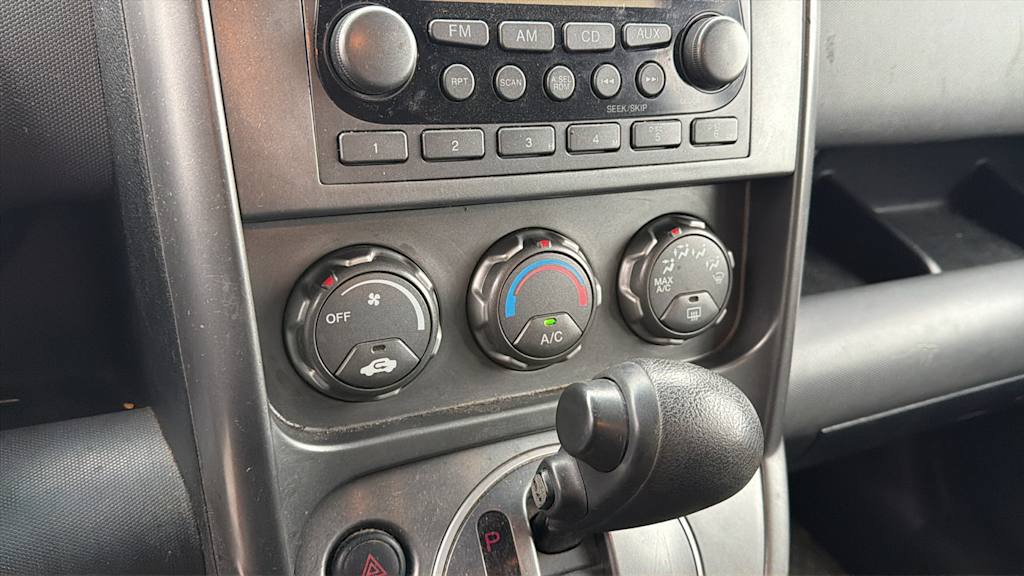 Thumbnail: 2004 Honda Element - 21