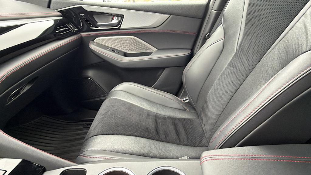 Thumbnail: 2023 Acura MDX - 11