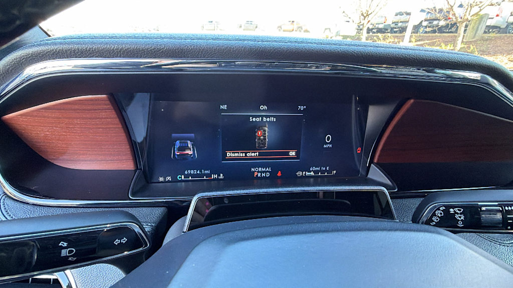 Thumbnail: 2022 Lincoln Navigator L - 27