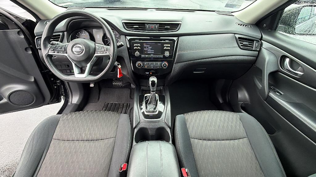 Thumbnail: 2017 Nissan Rogue - 14