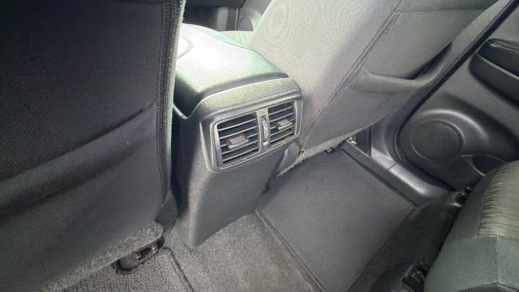 Thumbnail: 2017 Nissan Rogue - 29