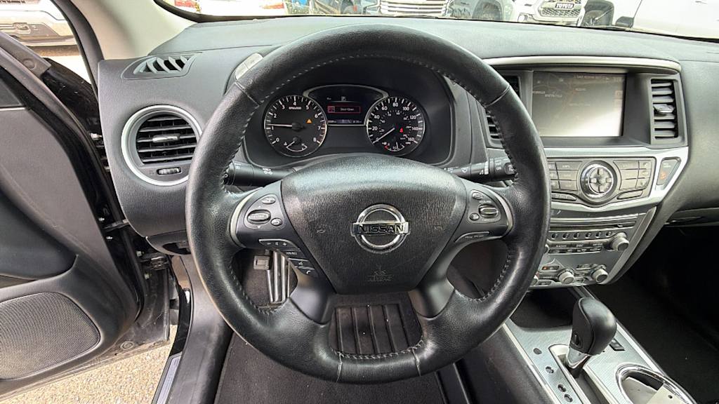 Thumbnail: 2019 Nissan Pathfinder - 8