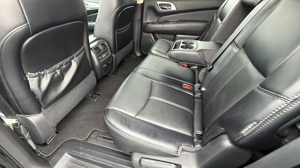 Thumbnail: 2019 Nissan Pathfinder - 12