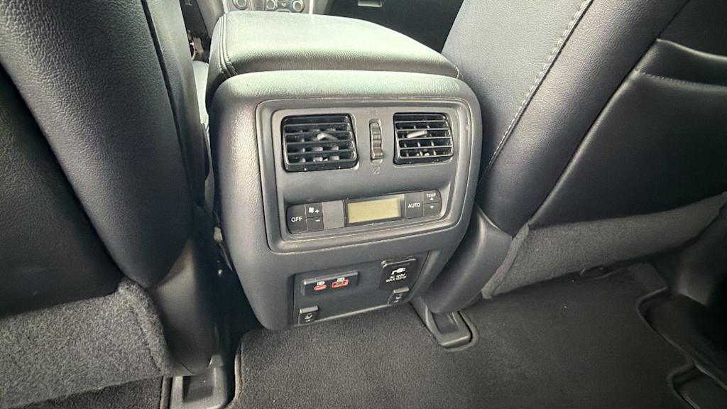 Thumbnail: 2019 Nissan Pathfinder - 30