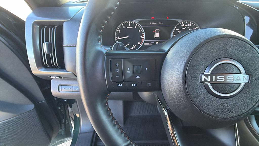 Thumbnail: 2024 Nissan Pathfinder - 25