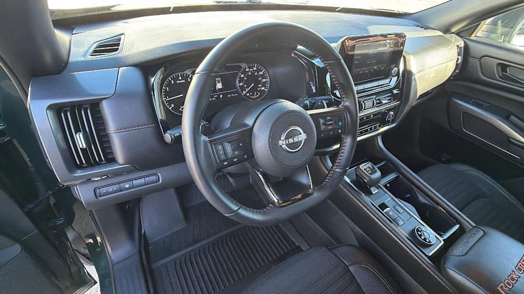 Thumbnail: 2024 Nissan Pathfinder - 2