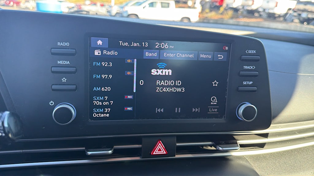 Thumbnail: 2021 Hyundai Elantra - 14