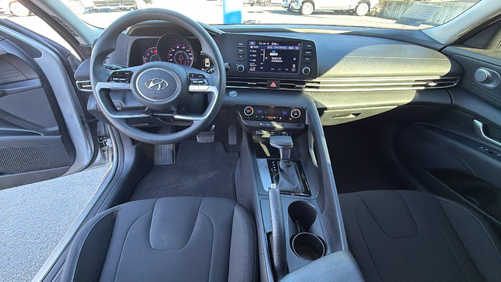 Thumbnail: 2021 Hyundai Elantra - 13