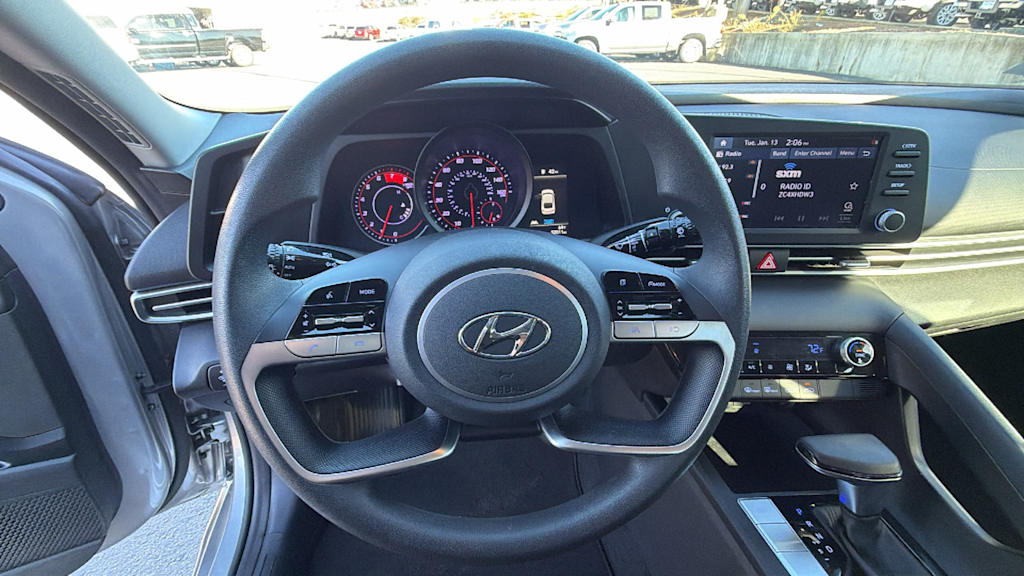 Thumbnail: 2021 Hyundai Elantra - 8