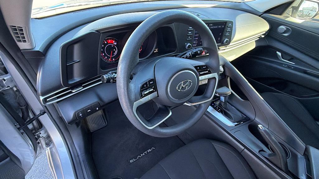 Thumbnail: 2021 Hyundai Elantra - 2