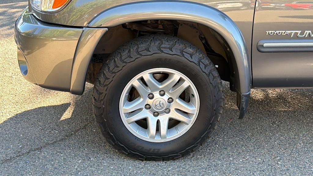 Thumbnail: 2004 Toyota Tundra - 7