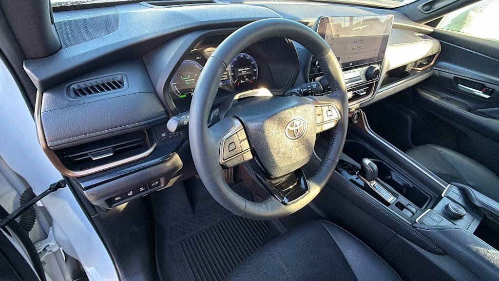 Thumbnail: 2024 Toyota Grand Highlander - 2