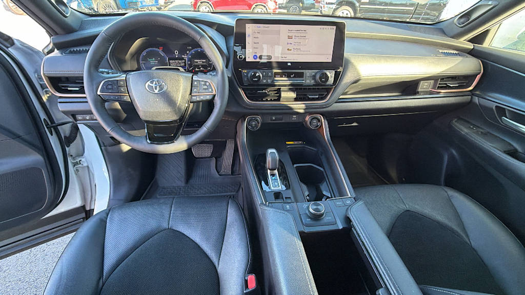 Thumbnail: 2024 Toyota Grand Highlander - 13